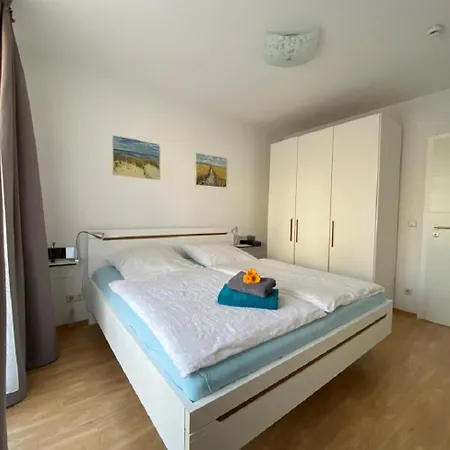 Oasis 10 *